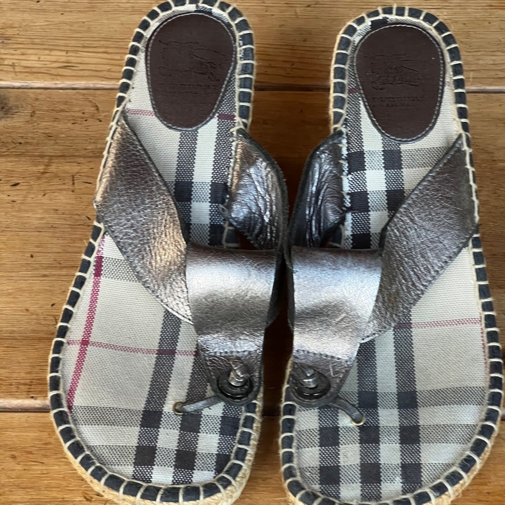 Vintage Burberry check wedges EU 40